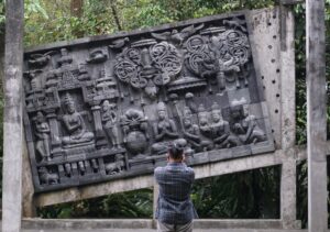 Ullen Sentalu Jogja menjadi salah satu museum populer dan tidak pernah sepi pengunjung.