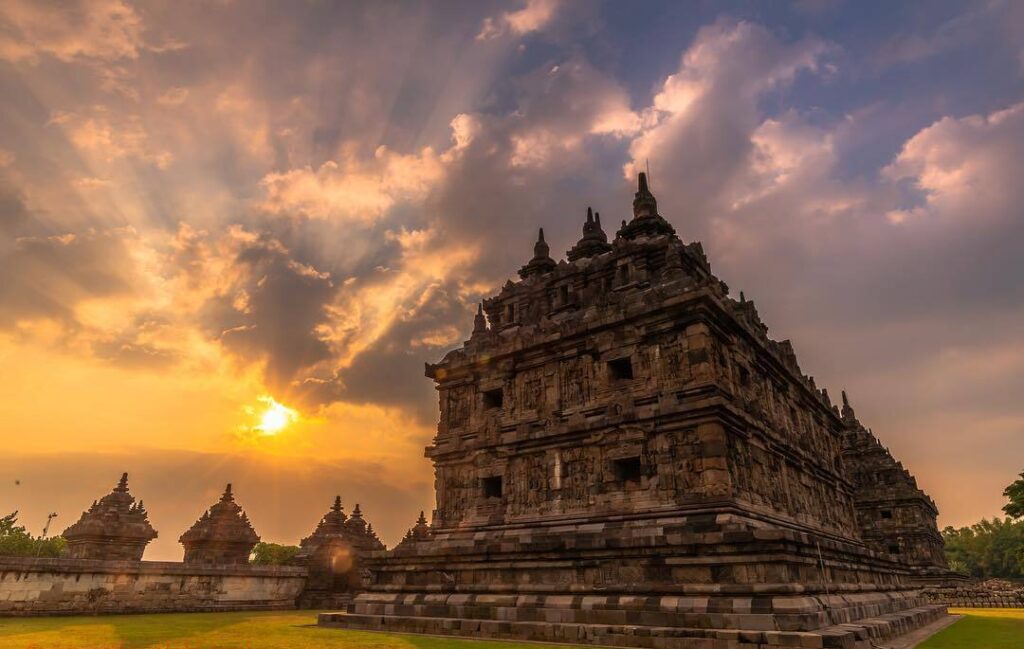 Gagahnya Candi Plaosan yang berada di kawasan Prambanan.