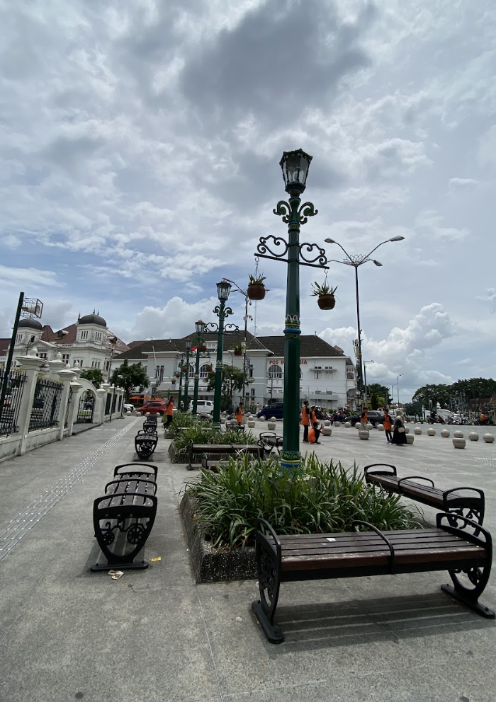 Penuh sejarah, Jalan Malioboro Jogja tidak pernah sepi oleh kedatangan wisatawan.
